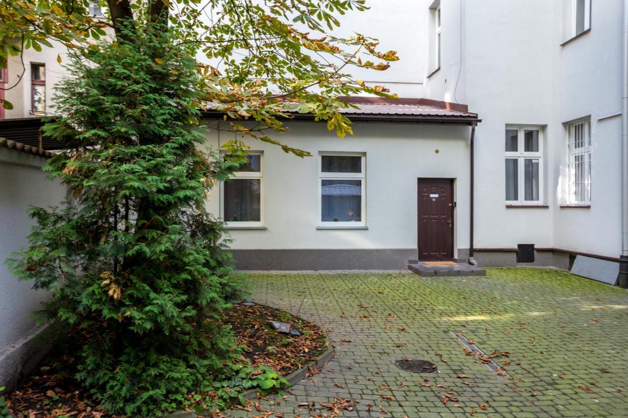 FriendHouse Apartments Krakau Buitenkant foto